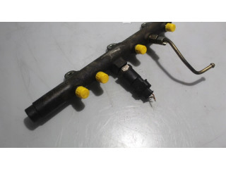 Магистральная трубка топлива