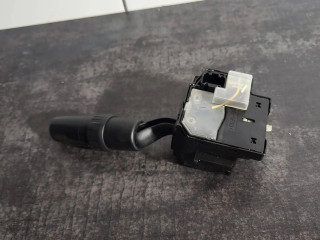 Ручка стеклоочистителей 17D682 Mazda 3 I