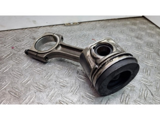 Píst 10653, KV9 Renault Scenic II - Grand scenic II pro naftový motor 2.0