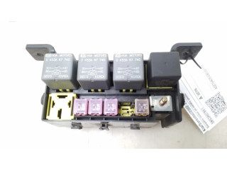 Блок предохранителей 0K53A67BX1   KIA Sorento    