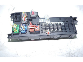 Блок предохранителей 518828017, 518828017 Volvo V70