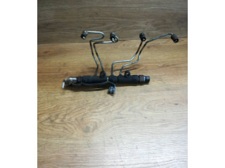 Топливная рампа Toyota Corolla Verso AR10