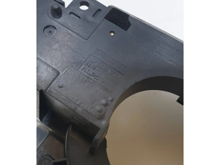 Ручка стеклоочистителей 8685372, 02W37A   Volvo V70