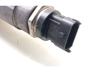 Топливная рампа 30777554, 0445215023   Volvo V70   для двигателя D5244T5