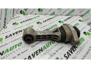 Подушка двигателя