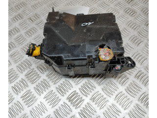 Блок предохранителей 8565A392, MR400709 Mitsubishi Outlander