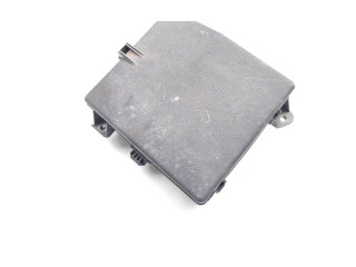 Блок предохранителей MR400709 Mitsubishi Outlander