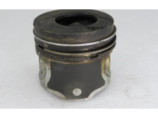 Поршень 5575X, K9K704 Renault Clio II