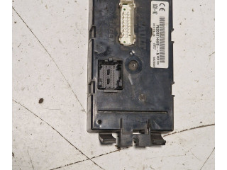 Блок комфорта 281212780A, P8200814465   Renault Trafic II (X83)   