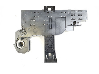 Блок предохранителей 31473767, 32200086 Volvo S60