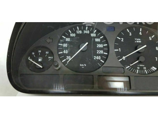 Přístrojová deska BMW 5 E39 1996 62118381198