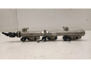 Топливная рампа 8665631   BMW 1 F40 1.8 