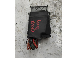   Pojistková skříňka    Chevrolet Cruze 2009