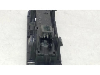 Включатель надувной подушки для пассажира