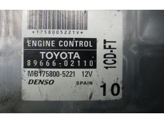 Řídící jednotka 89666-02110   Toyota Corolla E120 E130 2001