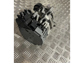 Генератор 31652870   Volvo XC90      