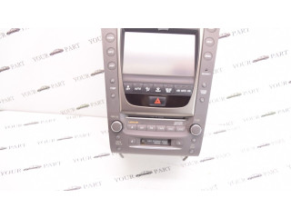 Радио/ проигрыватель CD/DVD / навигация