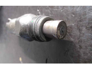 Форсунка LCR6735201D, LUCAS    Peugeot 306  D9B 