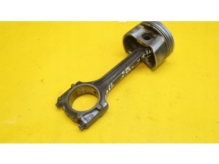 Píst    Audi A3 S3 8L     