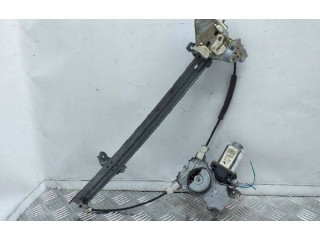 Zámek zadních dveří    Nissan Almera Tino 2002