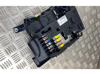   Pojistková skříňka 7P0937548G   Volkswagen Touareg II 2012