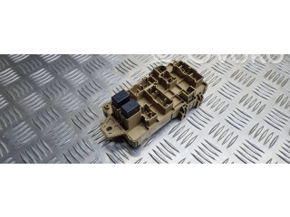 Блок предохранителей 990118, 14151617 Subaru Forester SF