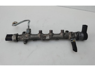 Топливная рампа 04L089B Audi A3 S3 A3 Sportback 8P