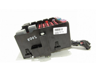 Блок предохранителей 8V5114A175AA Ford Transit