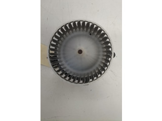 Вентилятор печки    272102302R   Renault Twingo III