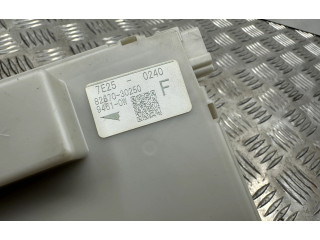   Pojistková skříňka 8267030250   Lexus GS 300 350 430 450H 2008