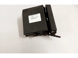 Ящик предохранителей (комплект) MR587816 Mitsubishi Grandis