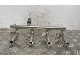 Vstřikovací lišta 31478555 Volvo XC40 pro benzínový motor 2.0