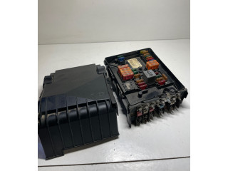 Блок предохранителей 1K0937125, 017183071   Volkswagen Jetta V    