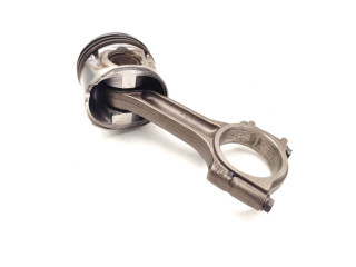 Píst M9R760 Nissan X-Trail T31 M9R760