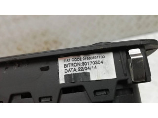 Подушка безопасности пассажира 01560851700, 30170304 Alfa Romeo Mito