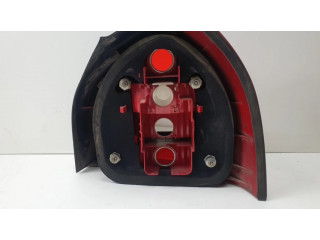 Задний фонарь левый 8L0945095B Audi A3 S3 8L 1996-2003 года