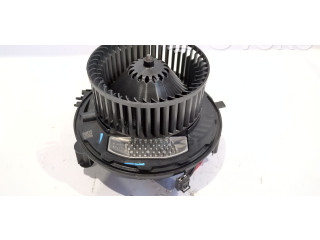 Вентилятор печки 5WB819015, CZ0160601370 Skoda Octavia Mk4