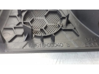 Другая деталь отделки задний дверей