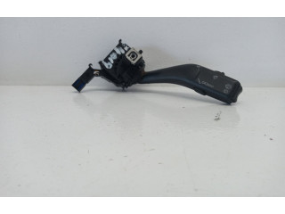 Ручка стеклоочистителей 1K0953519A   Volkswagen Golf SportWagen