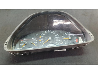 Přístrojová deska Mercedes-Benz E W210 2000 A2105404947, 88311256