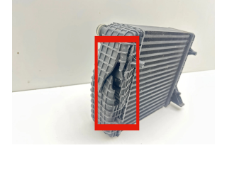 Интеркулер 670039351 Maserati Ghibli