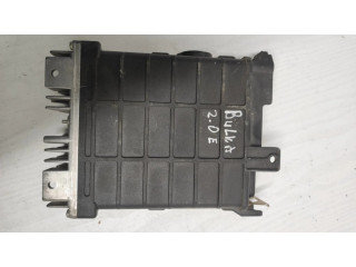 Блок управления двигателя 893907404, 0261200220 Audi 80 90 B3
