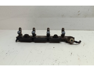 Топливная рампа 036133319B   Volkswagen Golf IV   для двигателя AKQ