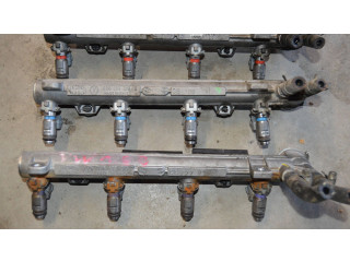 Топливная рампа 036133319E   Volkswagen Golf IV   для двигателя AXP