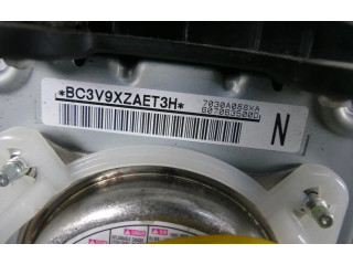 Подушка безопасности водителя 7030A088XA Mitsubishi Outlander