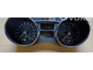 Панель приборов    Mercedes-Benz R W251       