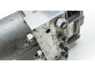 Блок АБС 3450562, 34513450562 BMW X3 E83 2003-2010 года