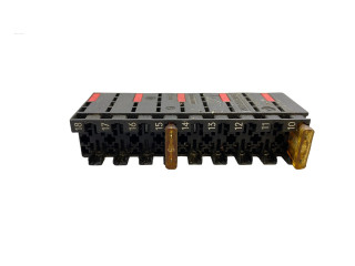 Pojistková skříňka 0025450901 Mercedes-Benz C W202 1997