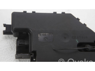 Zámek zadních dveří 8196401 BMW 3 E90 E91 2006