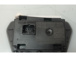 Дисплей    5H0941193AF   Volkswagen Caddy